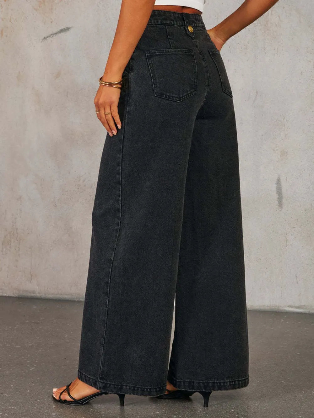Buttoned-Vest-&-Wide-Leg-Jeans-Set-Sarunna