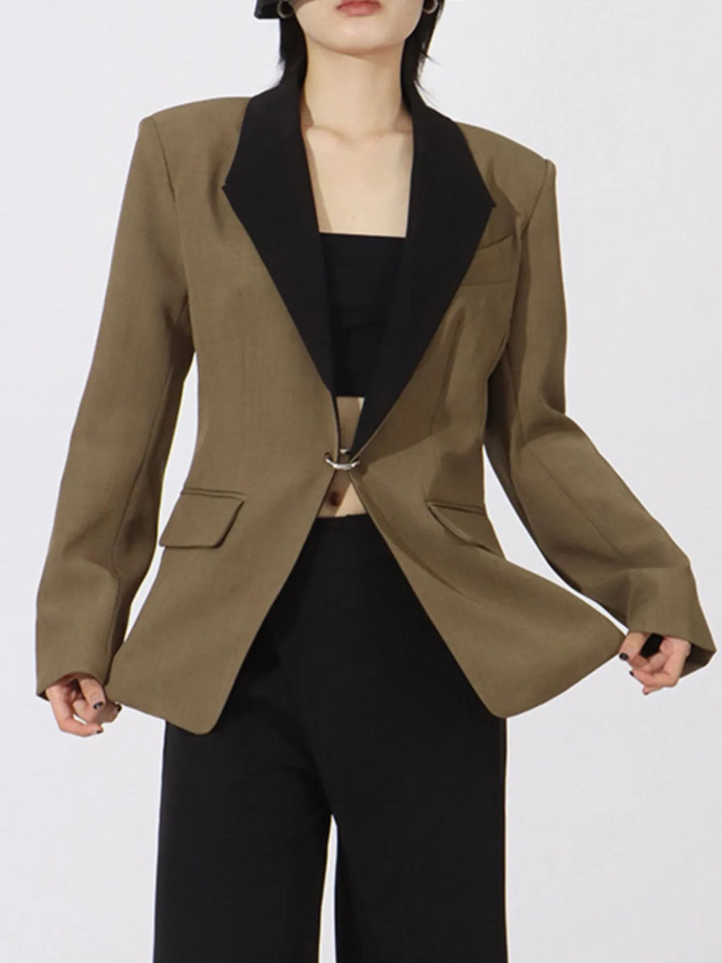Contrast-Lapel-Collar-Long-Sleeve-Blazer-Sarunna
