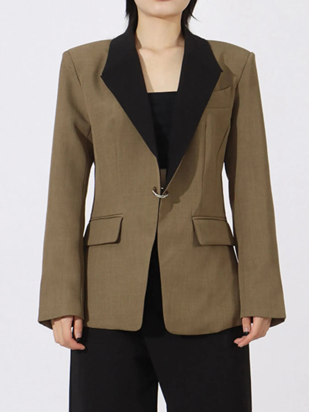 Contrast-Lapel-Collar-Long-Sleeve-Blazer-Sarunna