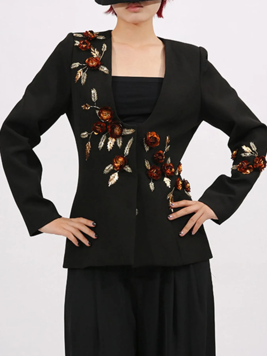 Embroidered-Long-Sleeve-Blazer-Sarunna