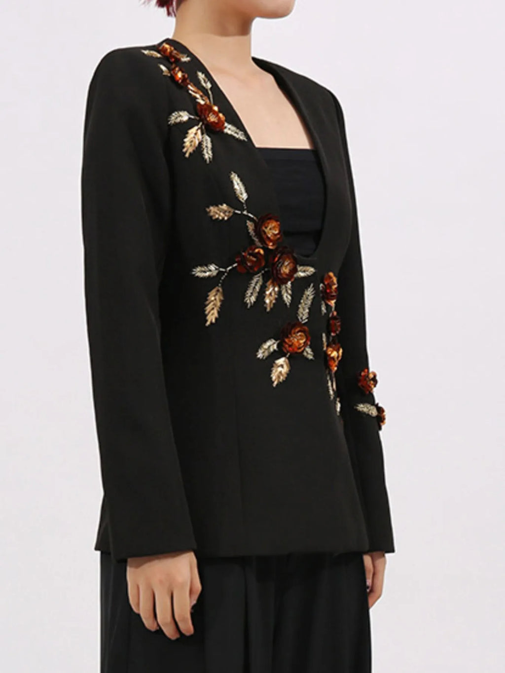Embroidered-Long-Sleeve-Blazer-Sarunna
