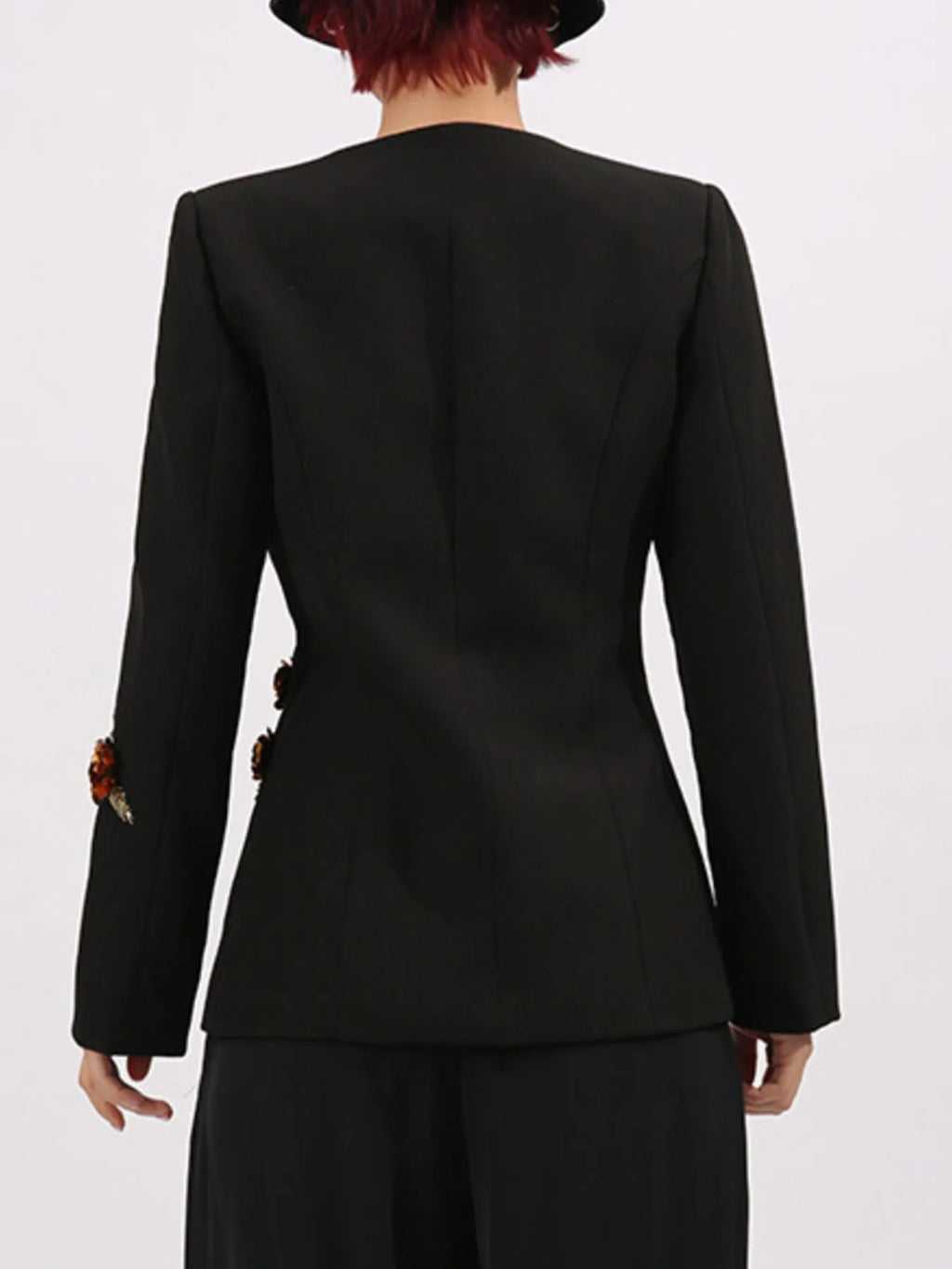 Embroidered-Long-Sleeve-Blazer-Sarunna