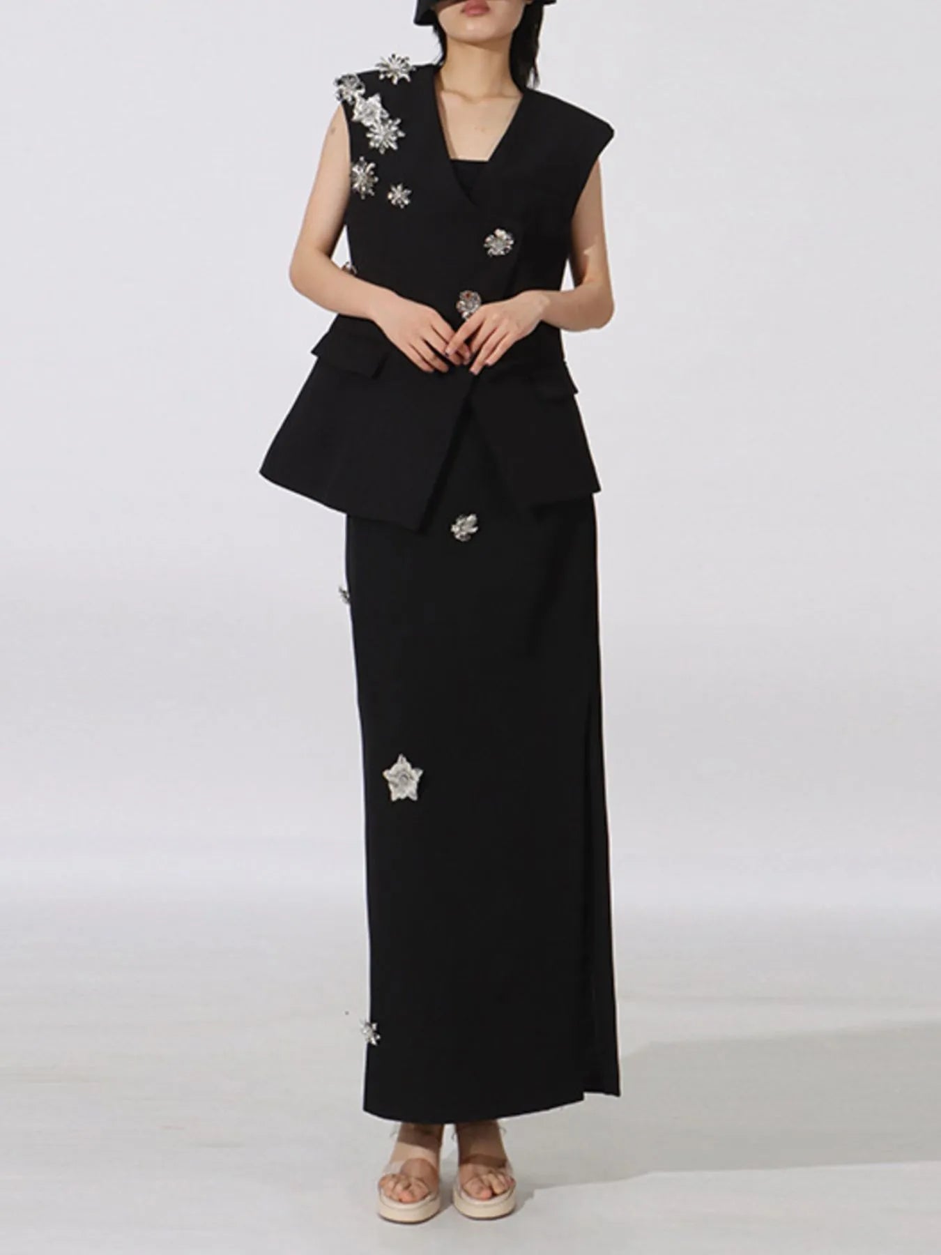 Flower-Sleeveless-Vest-and-Skirt-Set-Sarunna