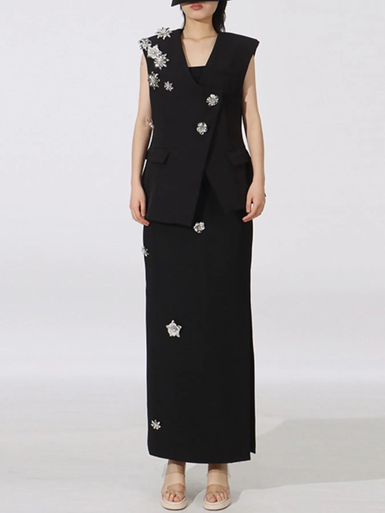 Flower-Sleeveless-Vest-and-Skirt-Set-Sarunna