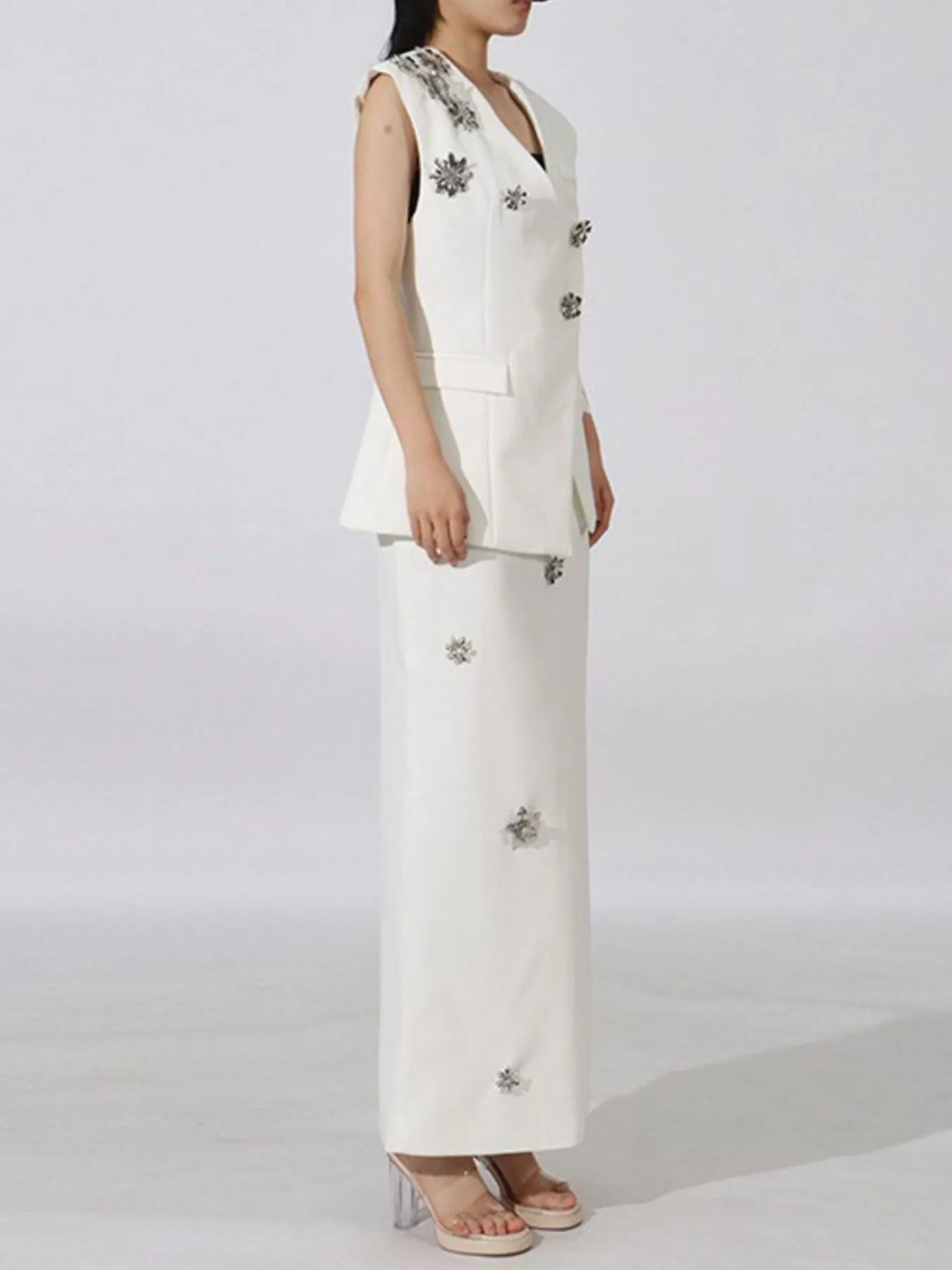 Flower-Sleeveless-Vest-and-Skirt-Set-Sarunna
