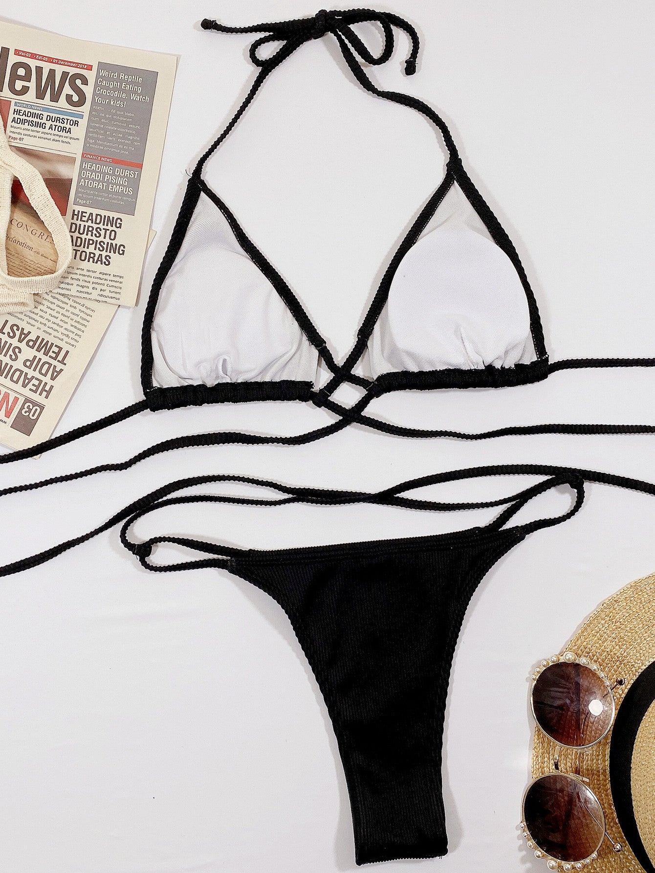 Halter-Bikini-with-Crossed-Pleats-Sarunna