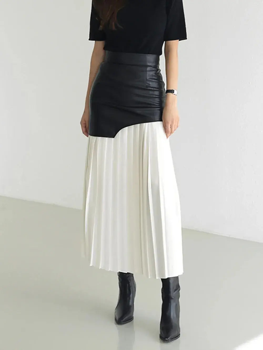 High-Waist-Pleated-Skirt-Sarunna