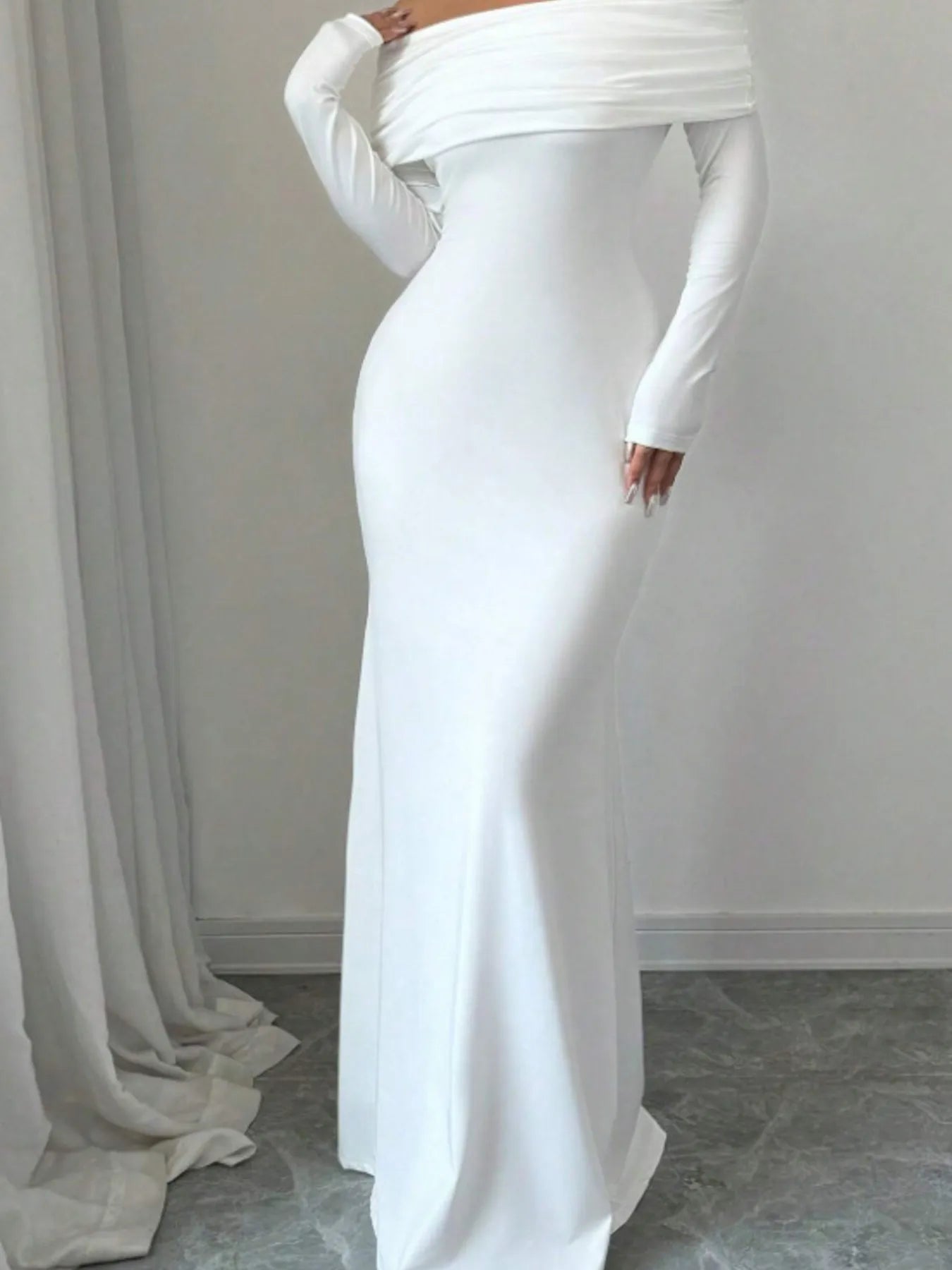 Off-Shoulder-Long-Sleeve-Bodycon-Maxi-Dress-Sarunna