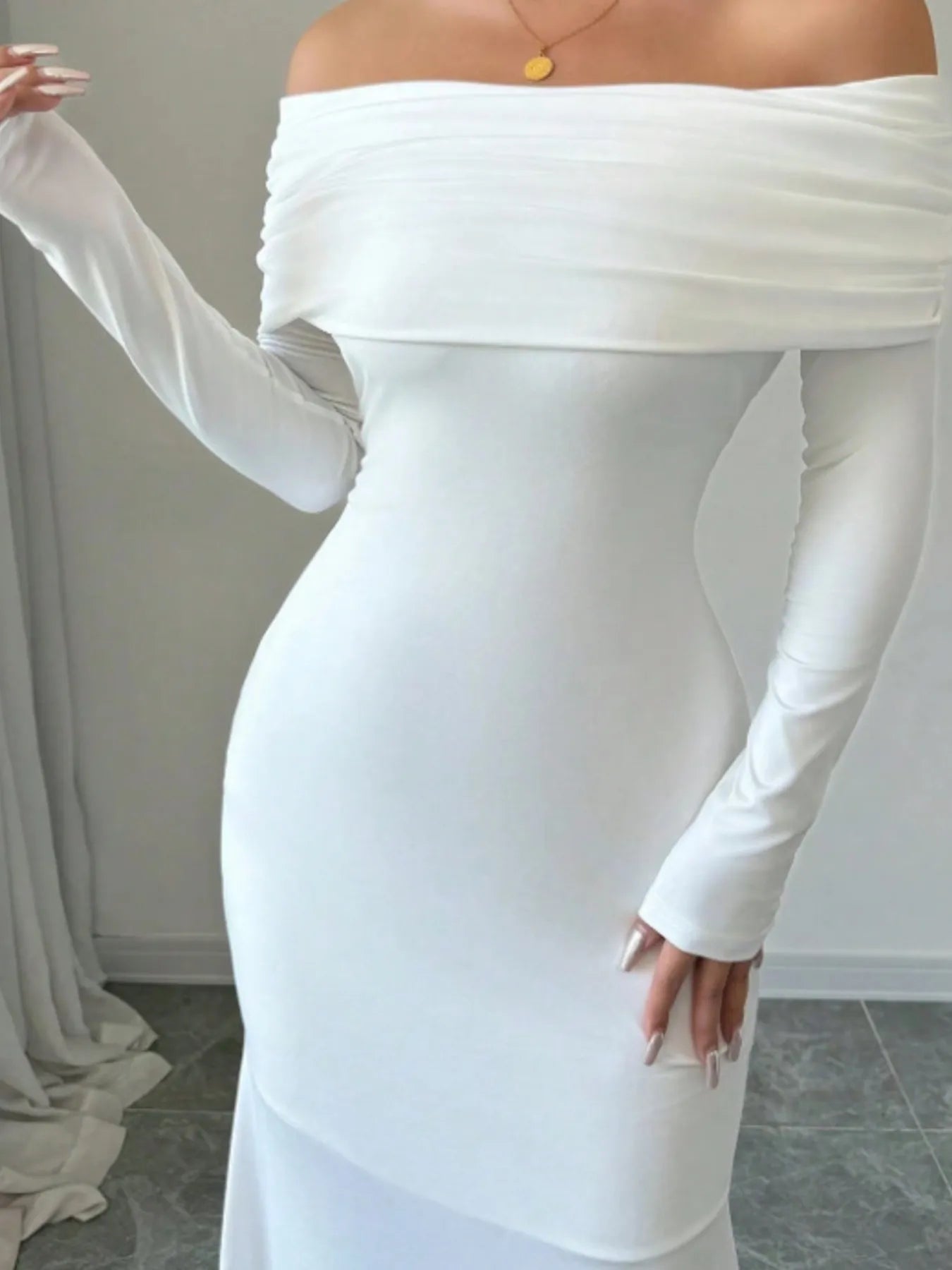 Off-Shoulder-Long-Sleeve-Bodycon-Maxi-Dress-Sarunna
