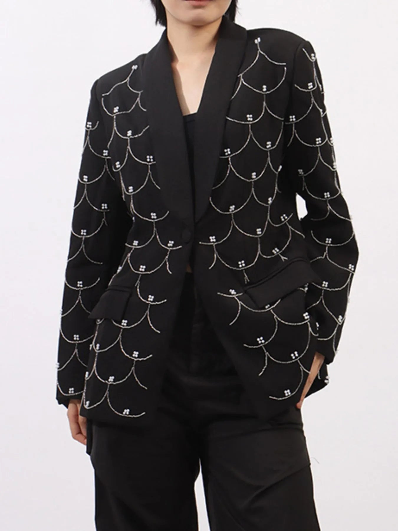 Pearl-Detail-Long-Sleeve-Blazer-Sarunna