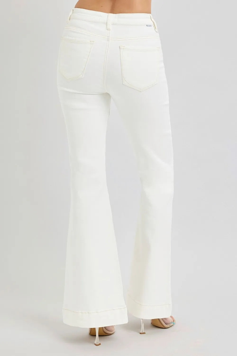 Risen-High-Waist-Flare-Jeans-with-Front-Pocket-Sarunna