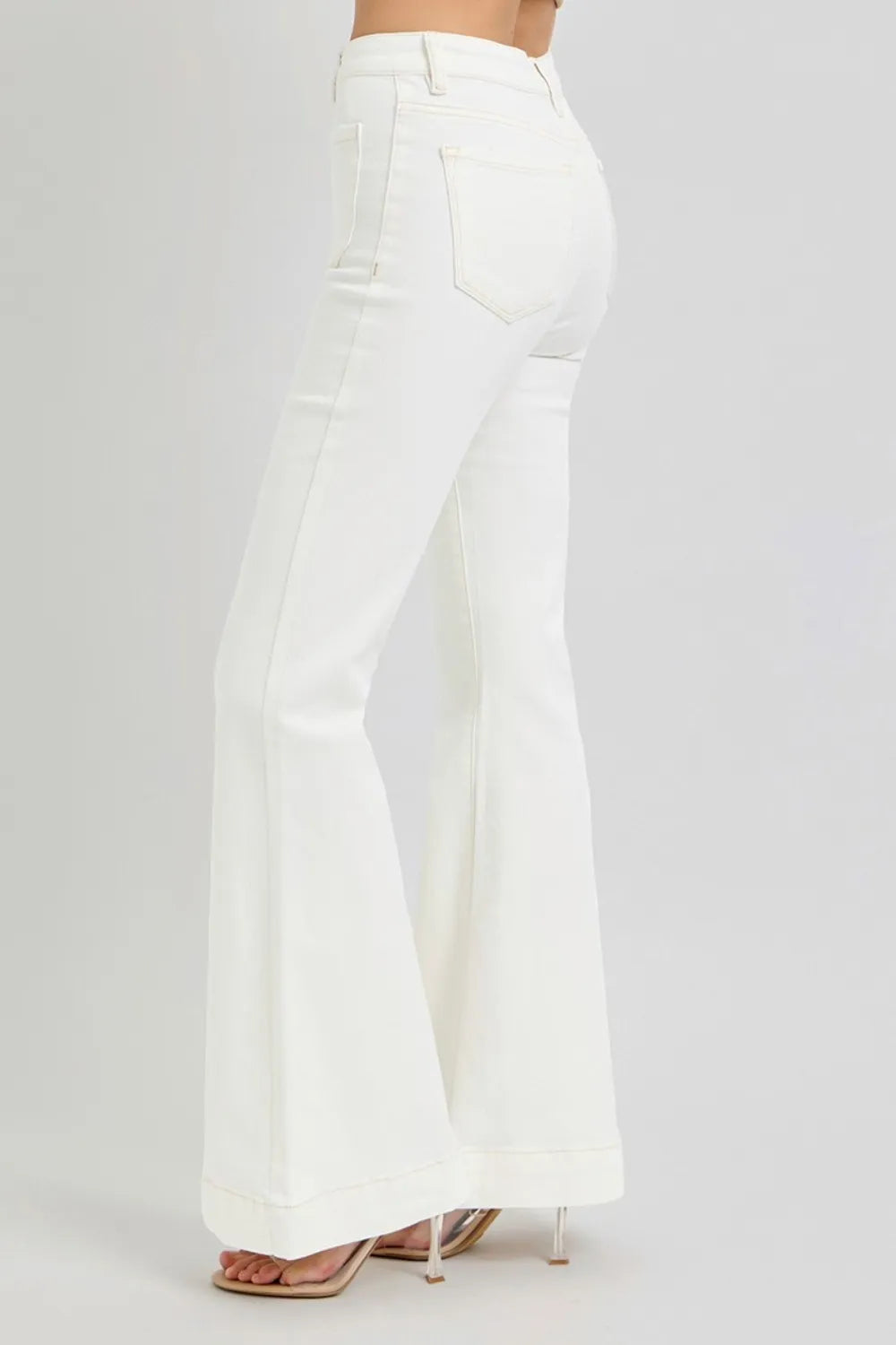 Risen-High-Waist-Flare-Jeans-with-Front-Pocket-Sarunna