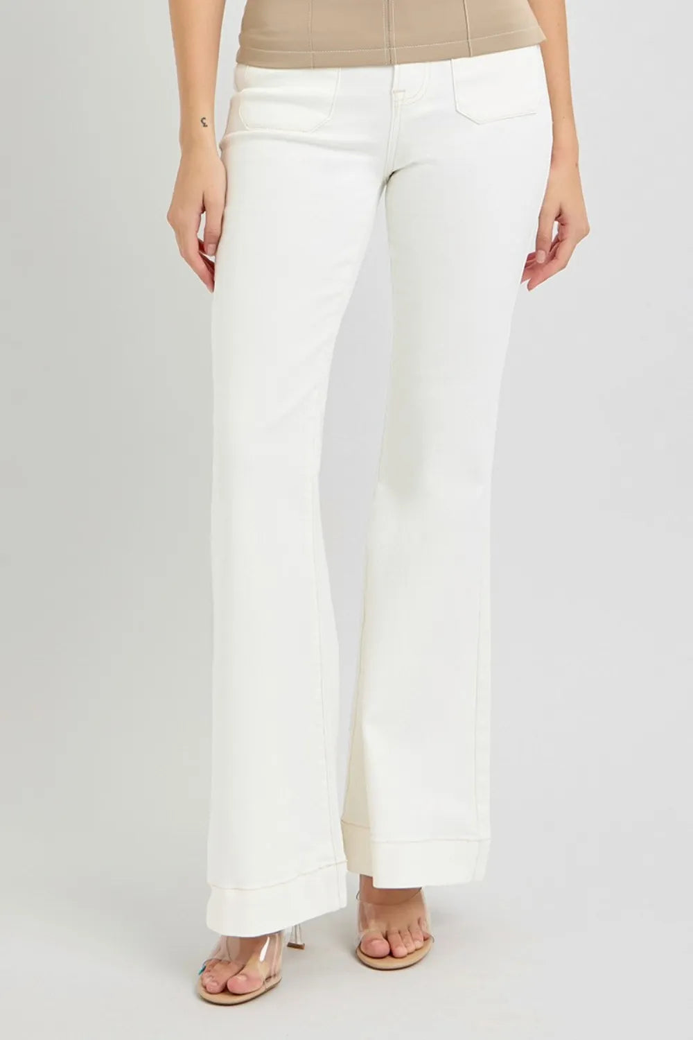 Risen-High-Waist-Flare-Jeans-with-Front-Pocket-Sarunna