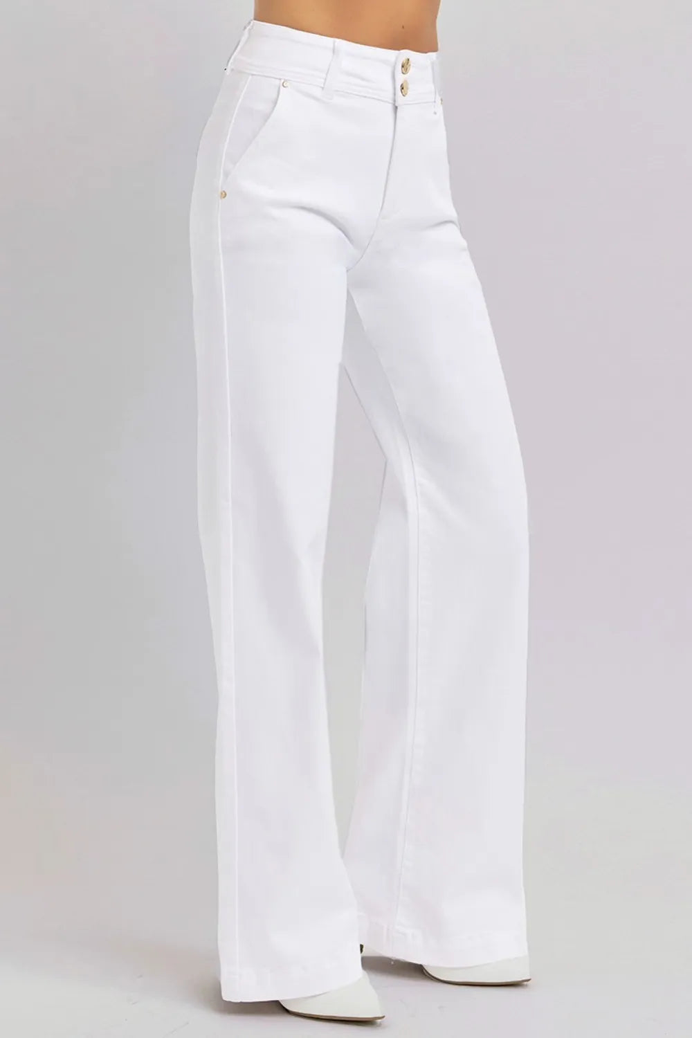 Risen High Waist-Wide-Leg-Jeans-with-Double-Button-Sarunna
