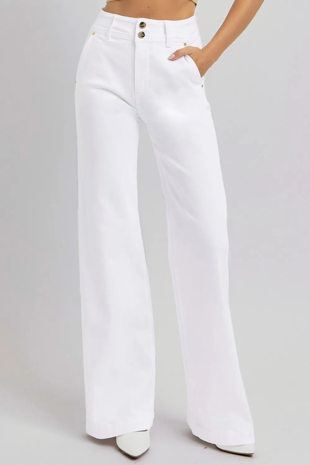 Risen High Waist-Wide-Leg-Jeans-with-Double-Button-Sarunna