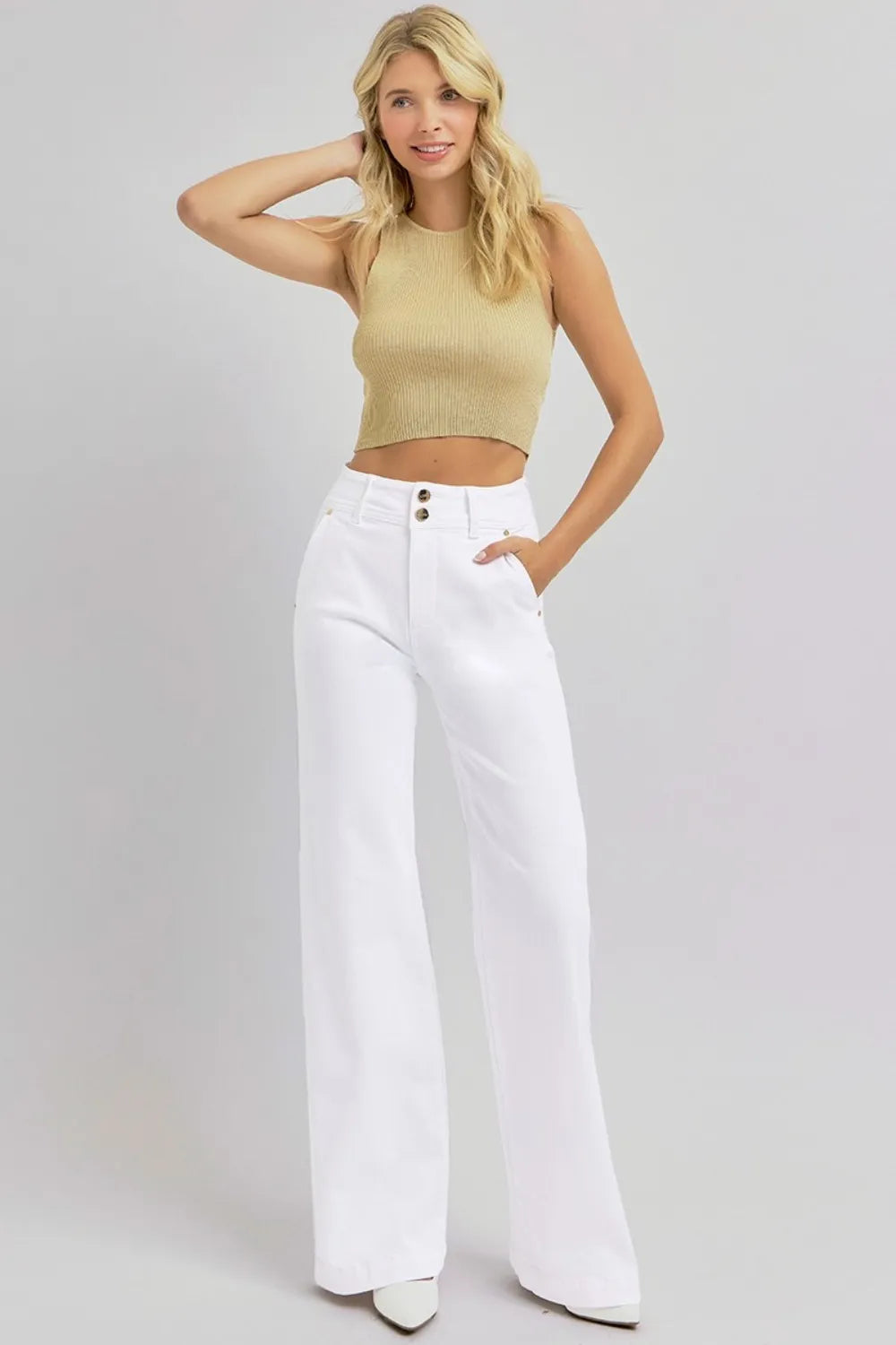 Risen High Waist-Wide-Leg-Jeans-with-Double-Button-Sarunna