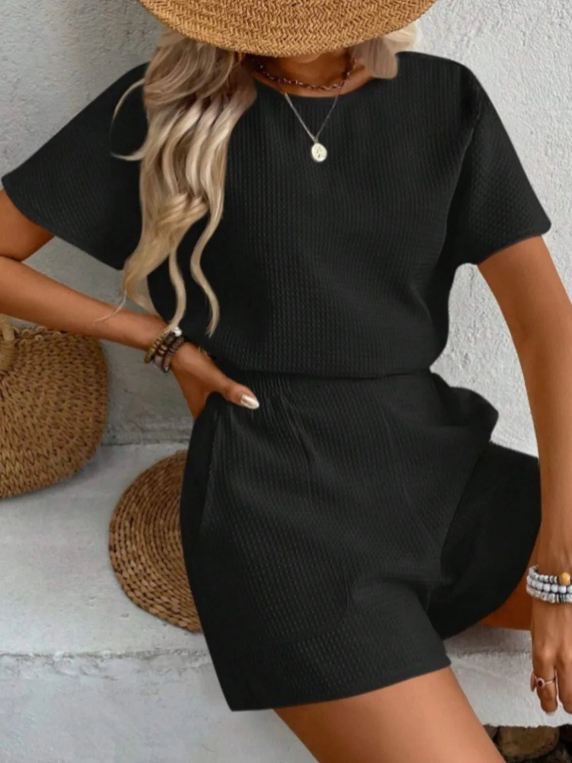Short-Sleeve-Top-&-Shorts-Set-with-Round-Neck-Sarunna