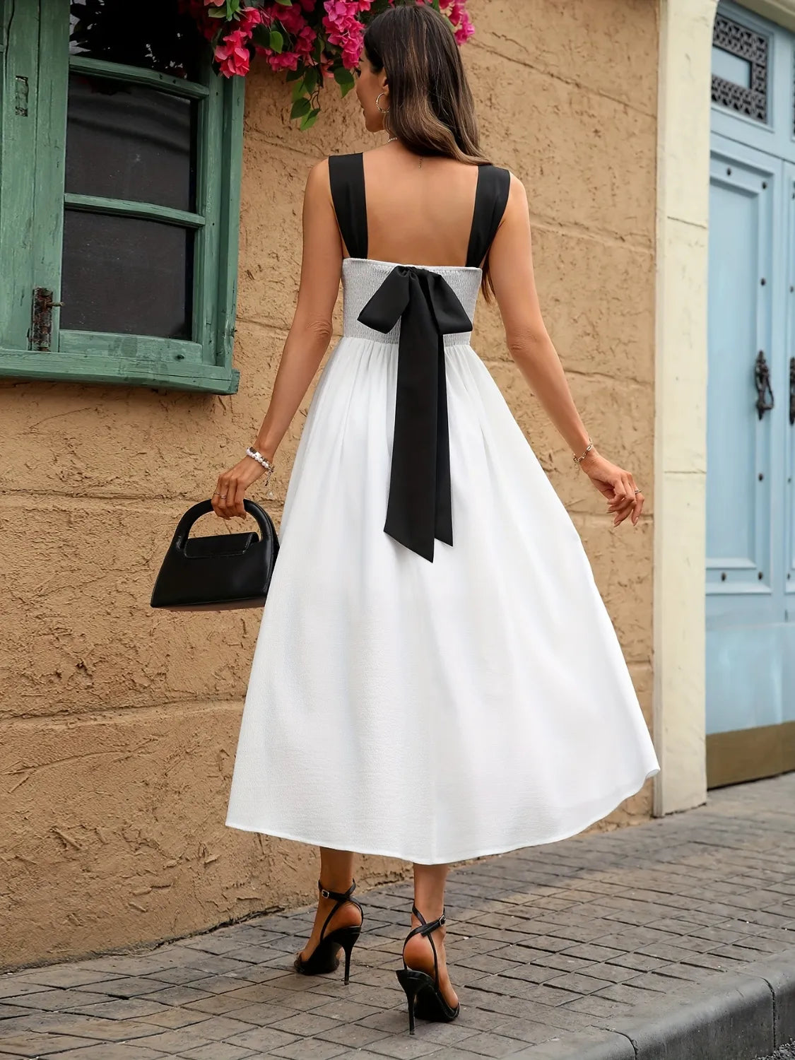 Sweetheart-Neck-Midi-Dress-with-Wide-Straps-Sarunna