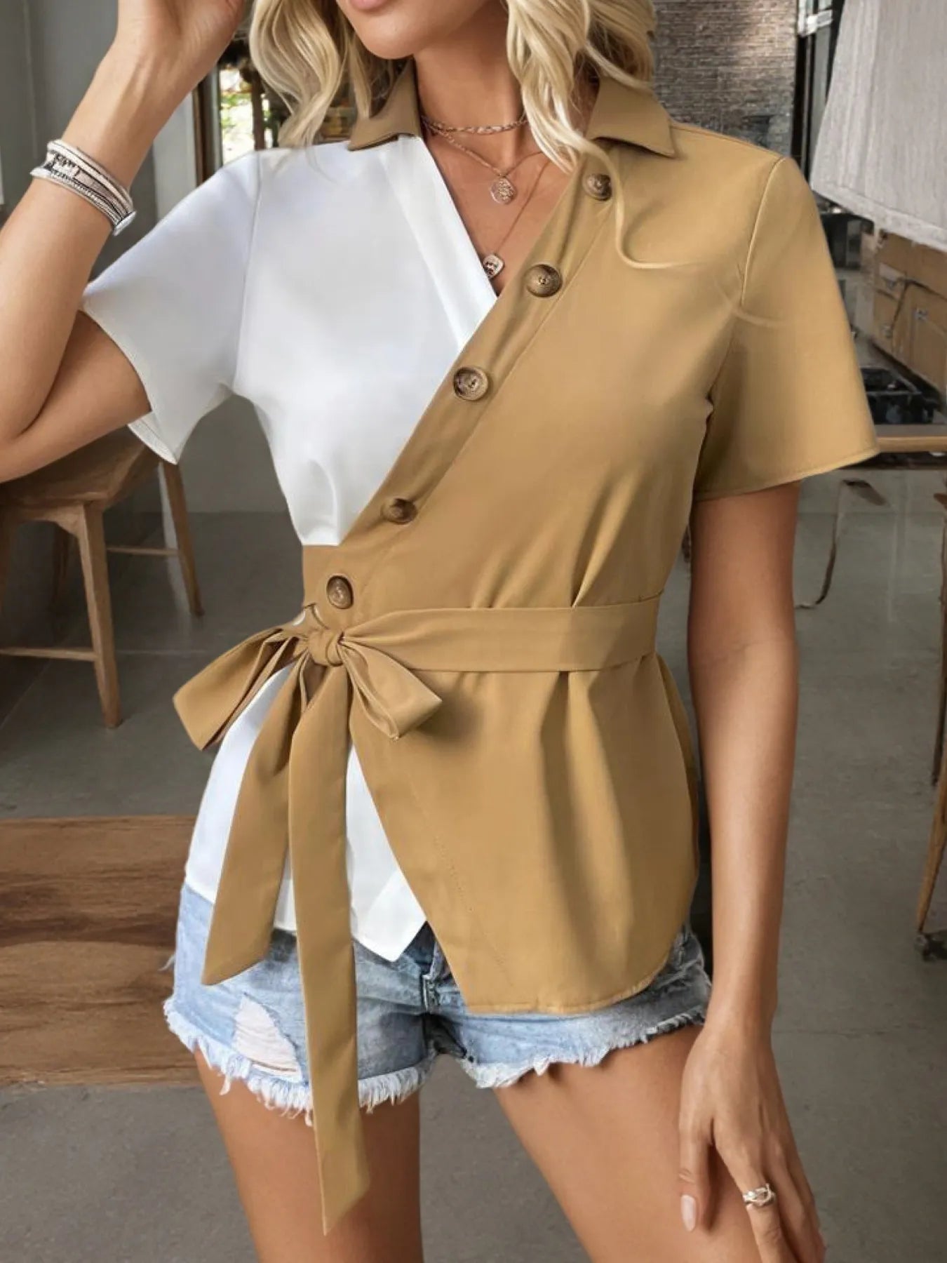 Two-Tone-Short-Sleeve-Blouse-with-Tie-Waist-Sarunna